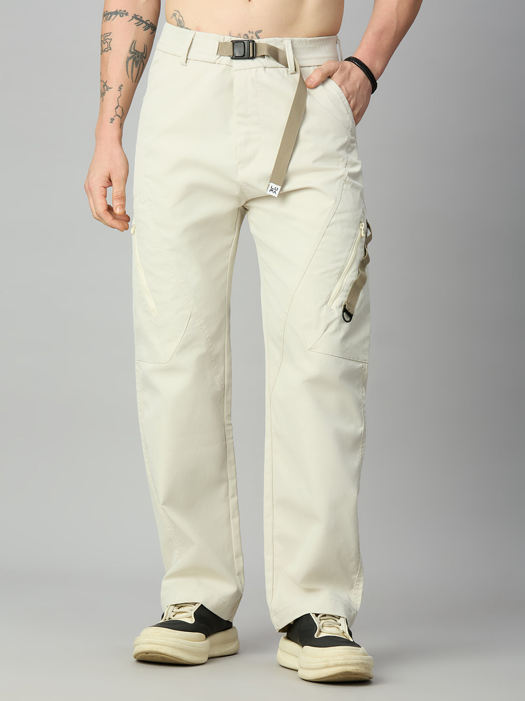 Men's baggy Tencel cargo pants with attached adjustable belt – front view
