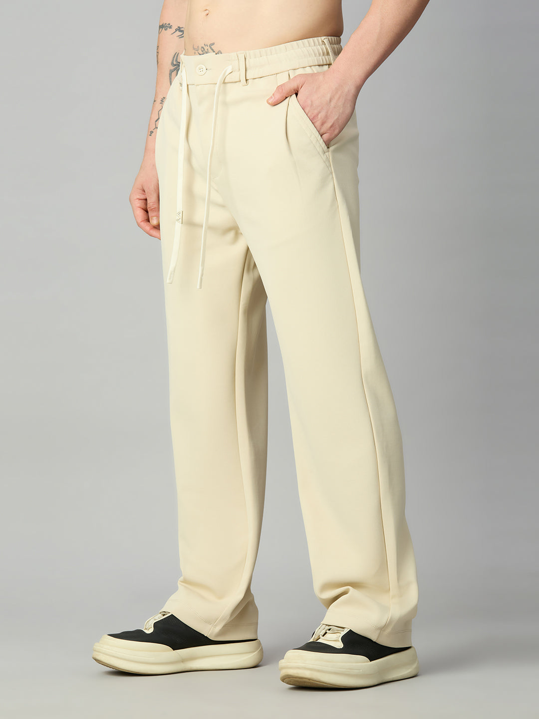 Men's relaxed fit Tencel stretch pants – right side profile
