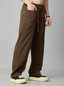 Right-side view highlighting the utility pocket construction, stretch fabric, and modern relaxed fit.