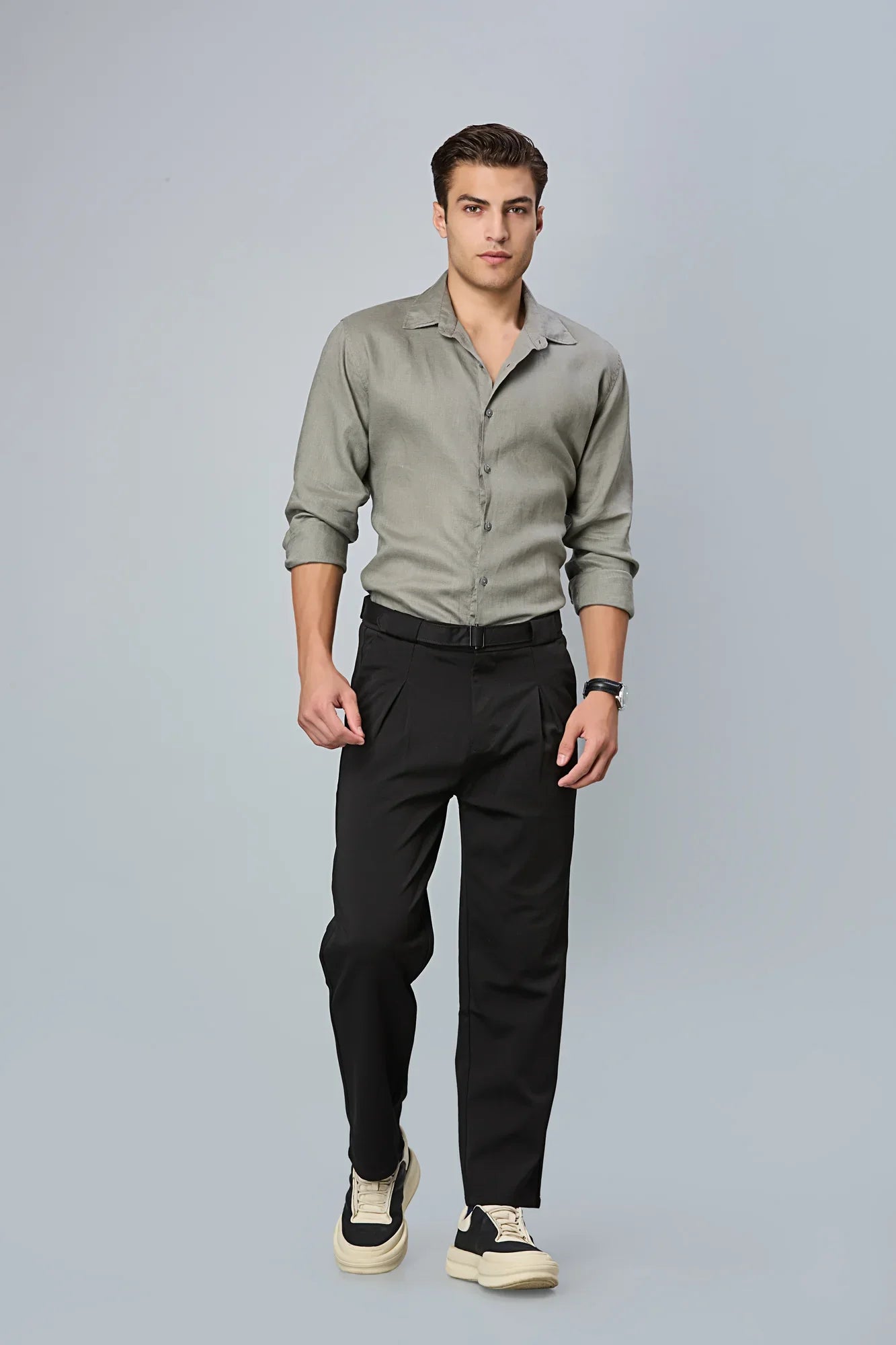 Men’s comfort fit formal trousers with stretch fabric – office wear look full look with shirt 