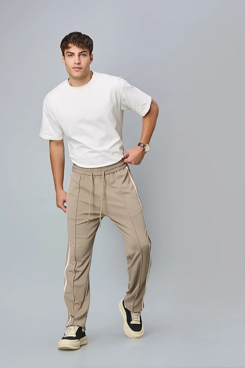 two stripes on the sides on the pant 