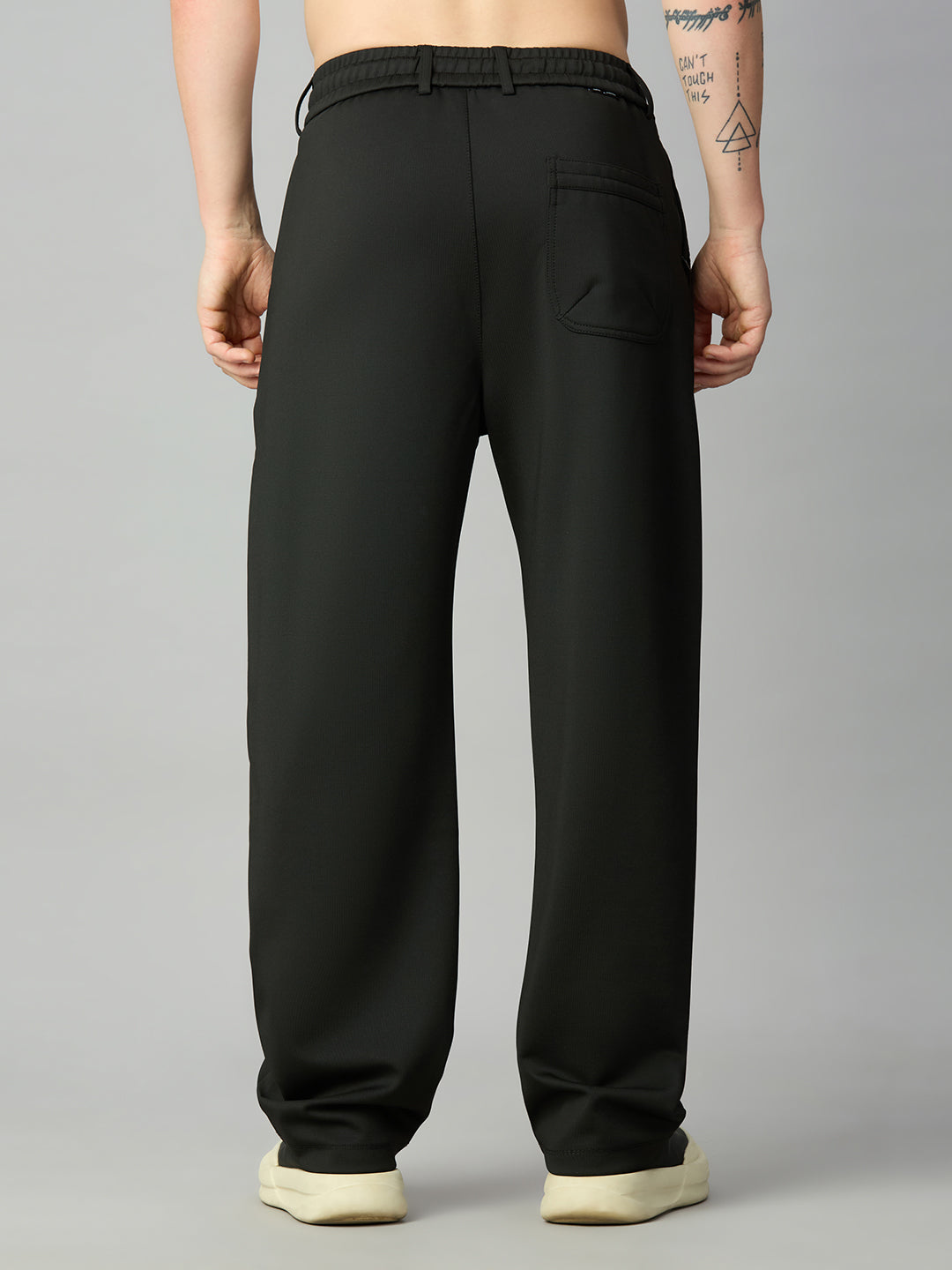 Men's relaxed fit Tencel stretch pants – back view