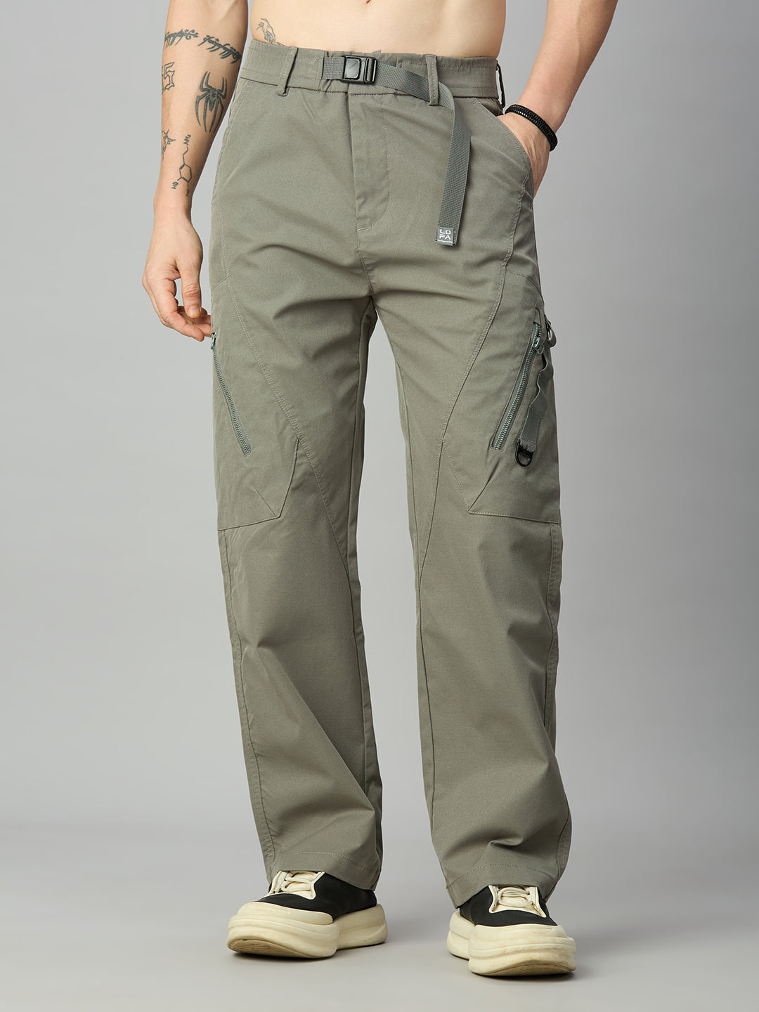 Men's baggy Tencel cargo pants with attached adjustable belt – front view