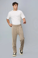 Full outfit look with LOFA men’s khaki straight-fit active pants – versatile for casual, travel, and everyday comfort.